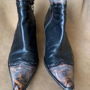 DONALD PLINER cowboy style booties.
